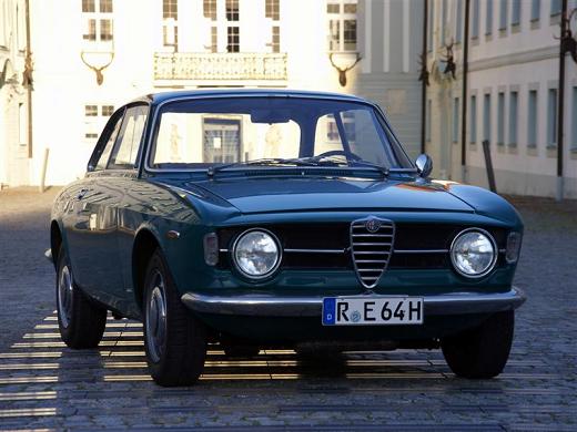 Alfa Romeo 1300 GT Junior