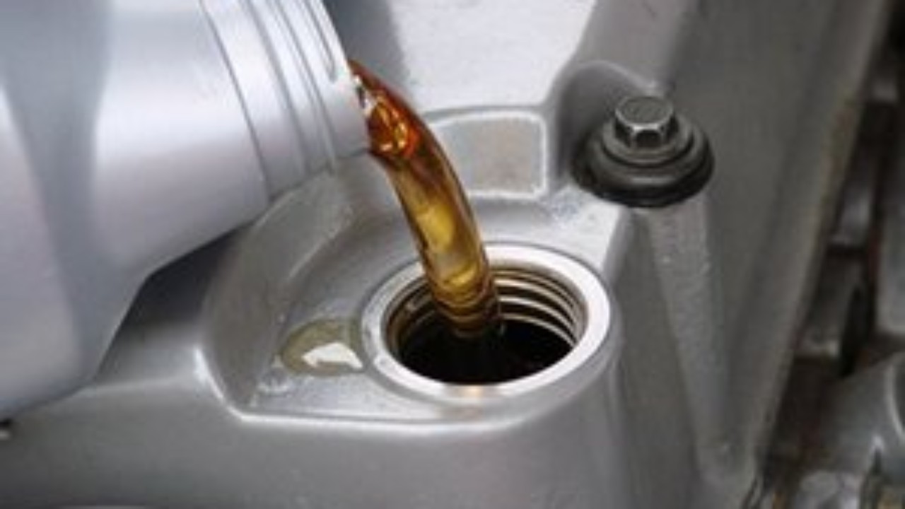 Which engine oil to choose for the car? - MLFREE