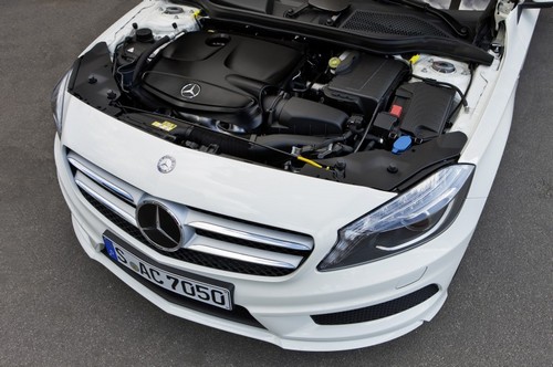 Mercedes A Class W176 - Engine